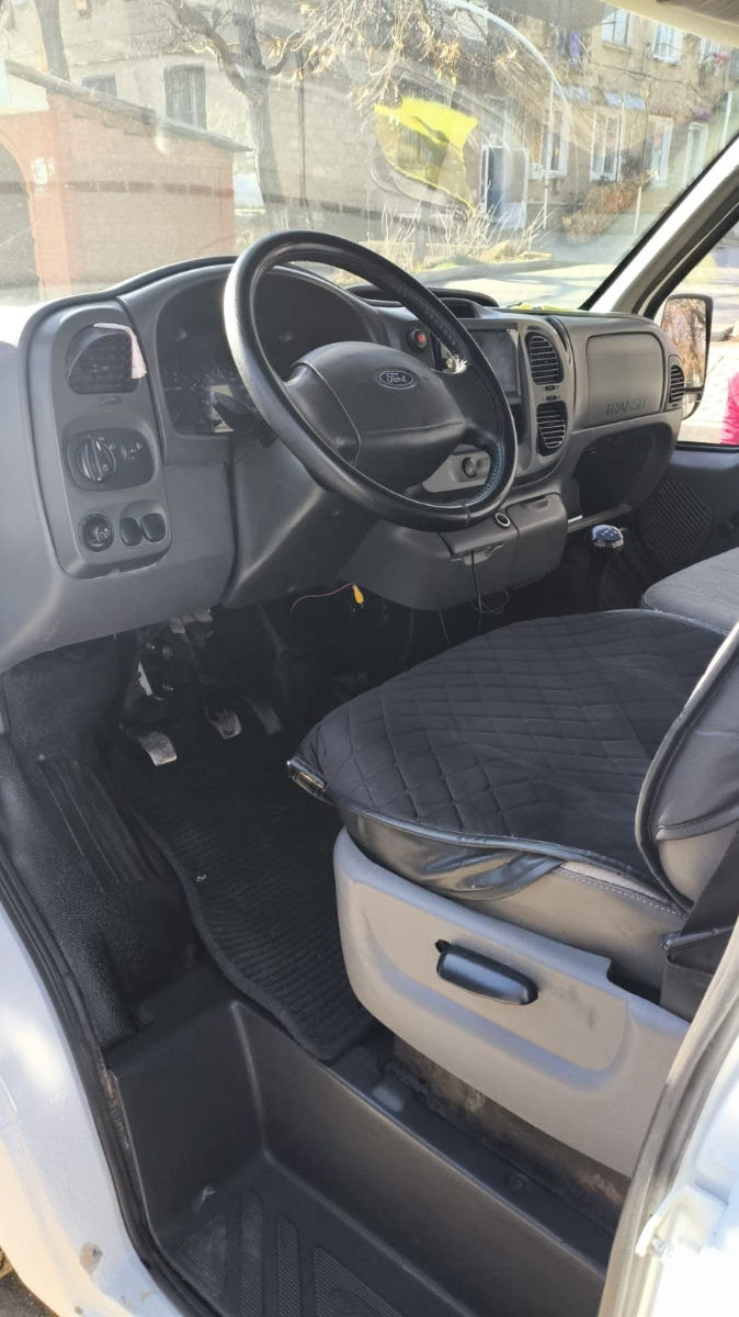 Ford Transit  фото 5