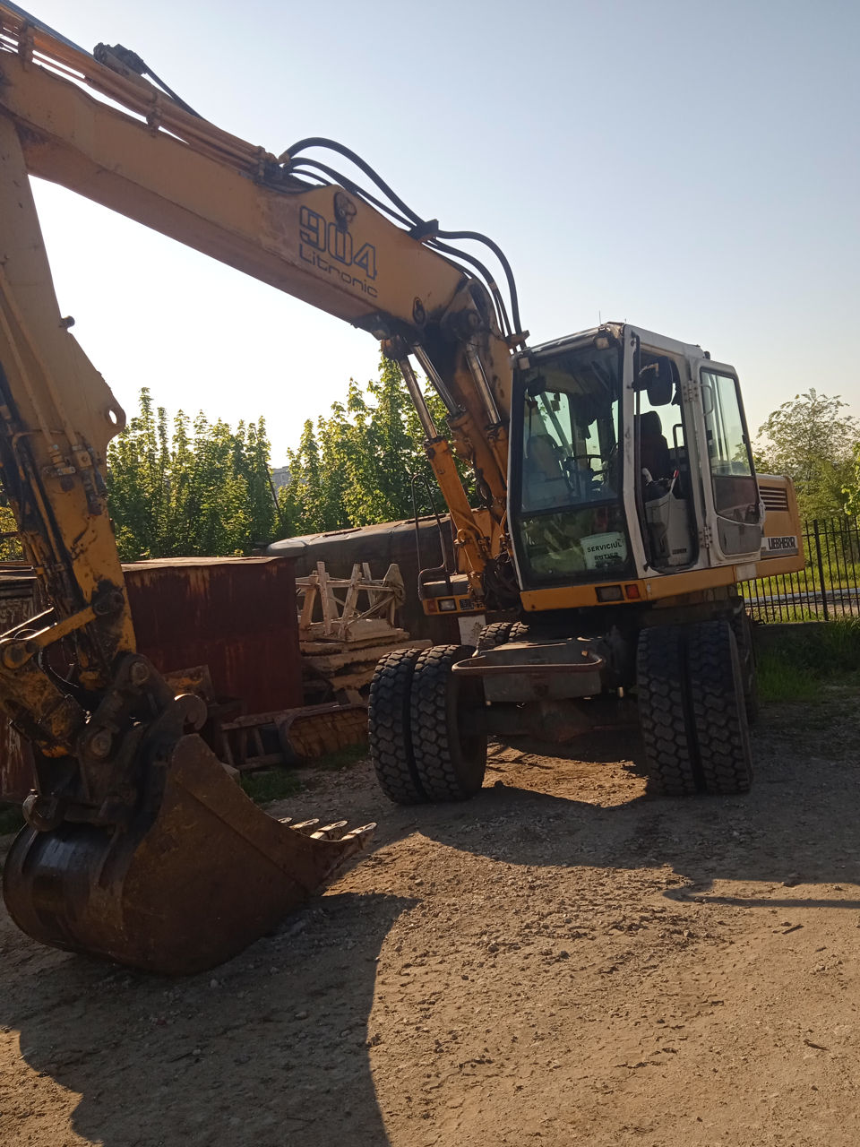 Excavator Liebherr 904 foto 5