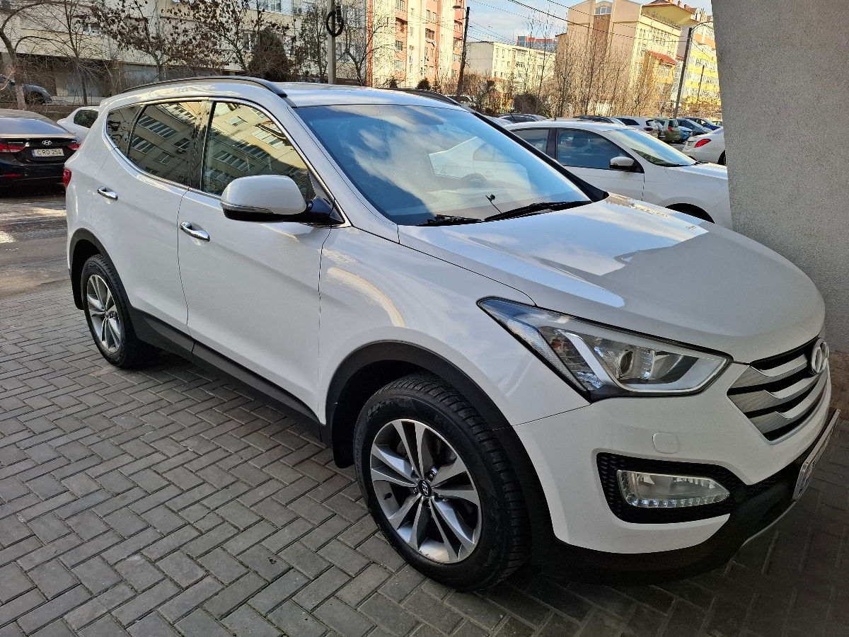 Hyundai Santa FE foto 1