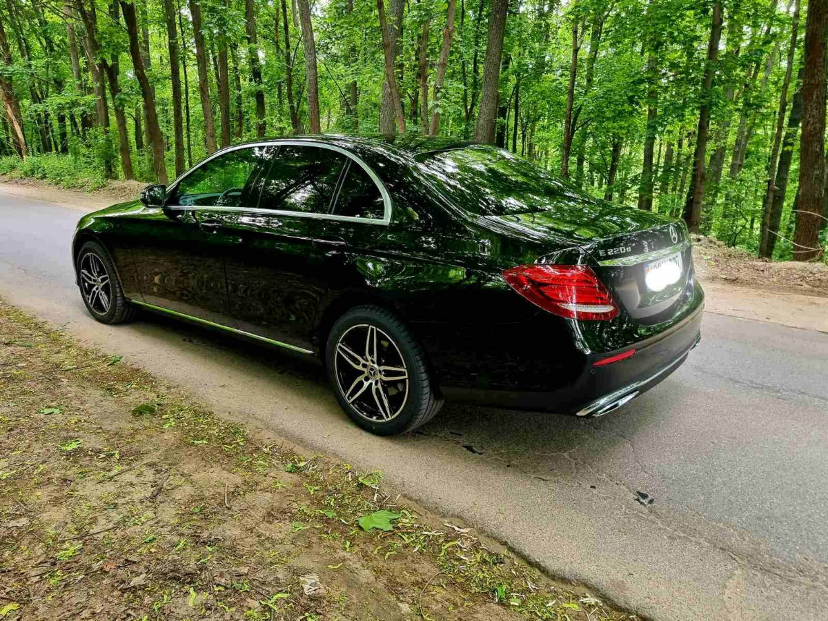 Mercedes E-Class foto 4