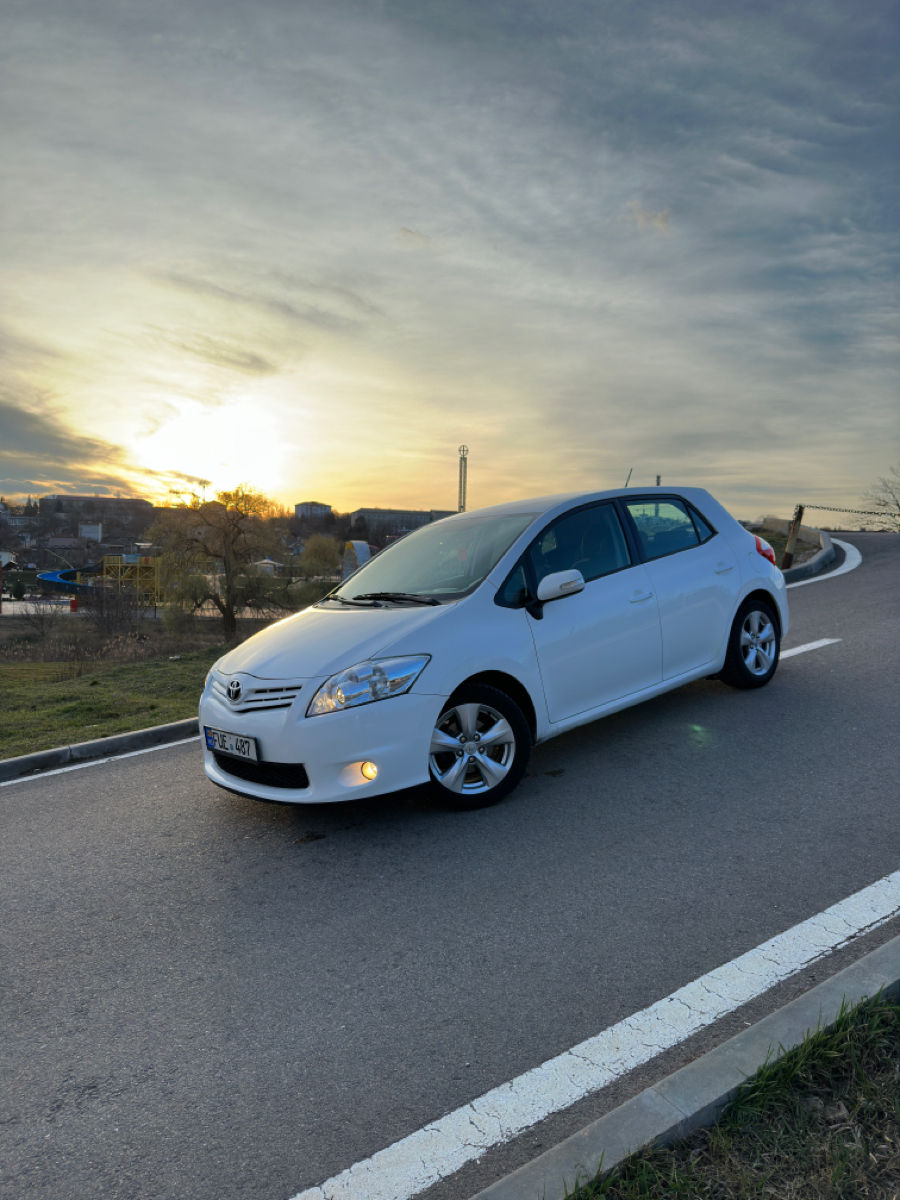 Toyota Auris foto 5