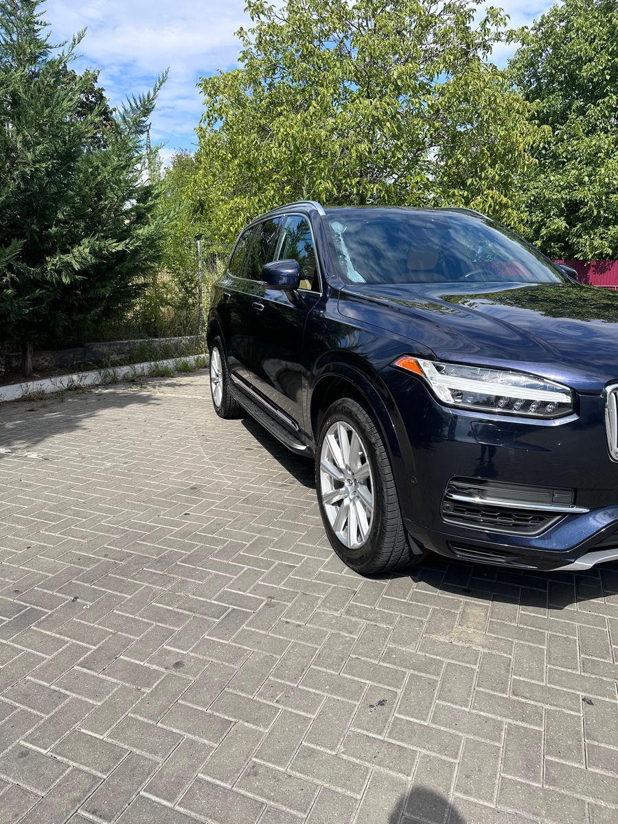 Volvo XC90 foto 4