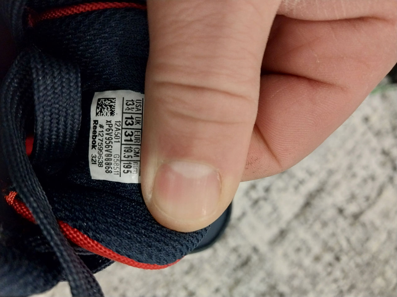 o pereche de ghede pentru sezon mai rece de la Reebok purtate de citeva ori,is ca noi foto 5