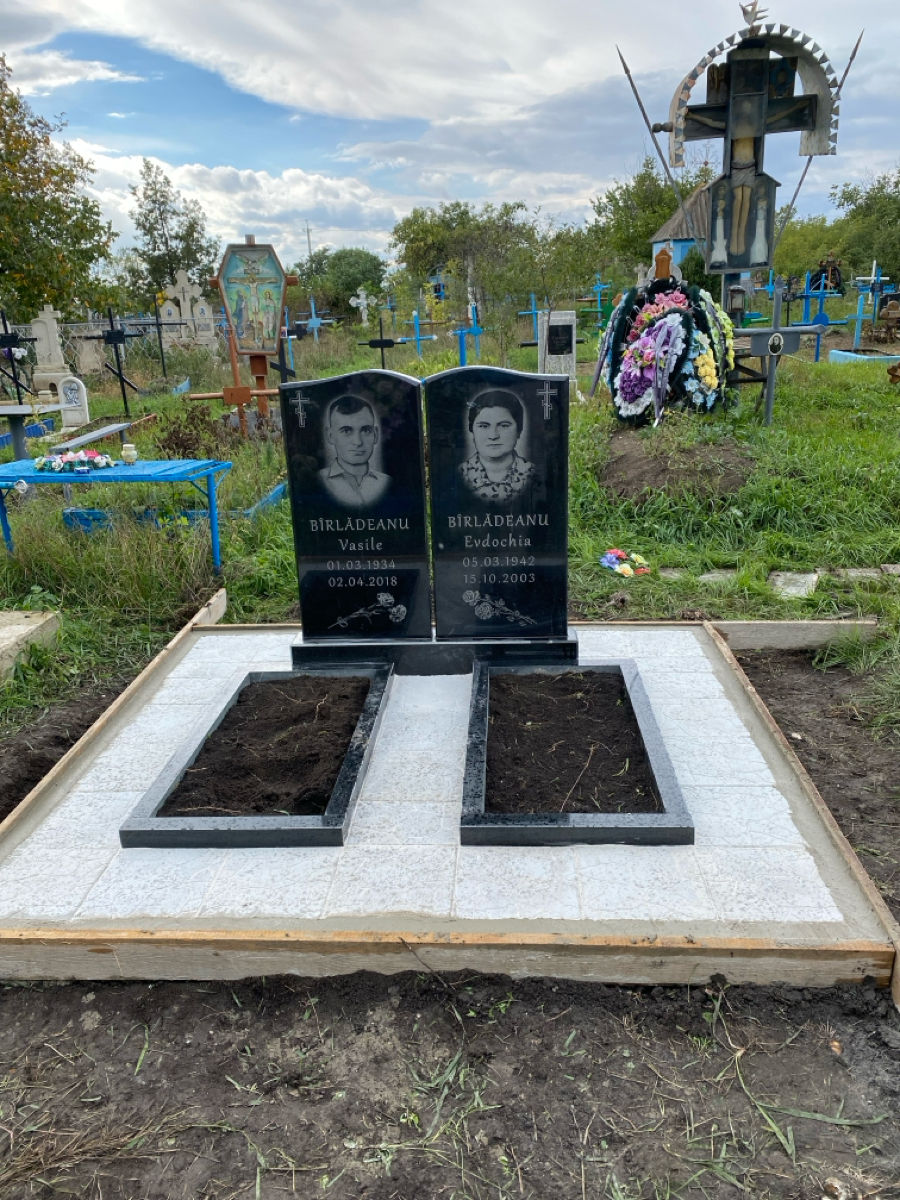 Памятники на кладбище с установкой фото 3