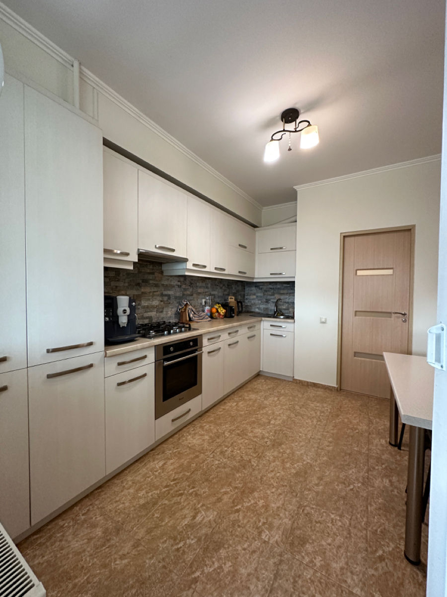 Apartament cu 1 cameră, 50 m², Centru, Chișinău