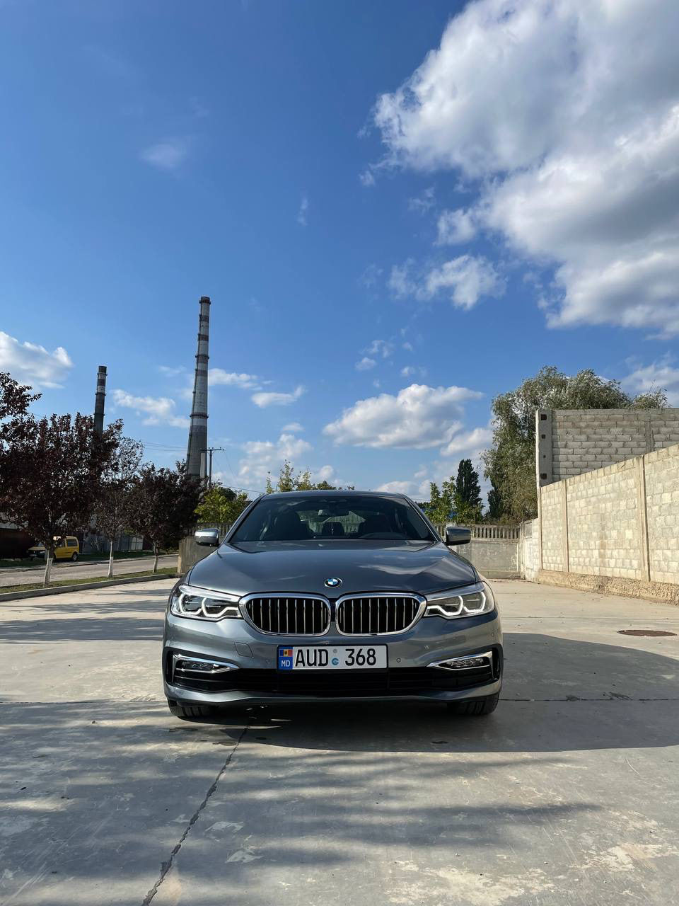 BMW 5 Series foto 2