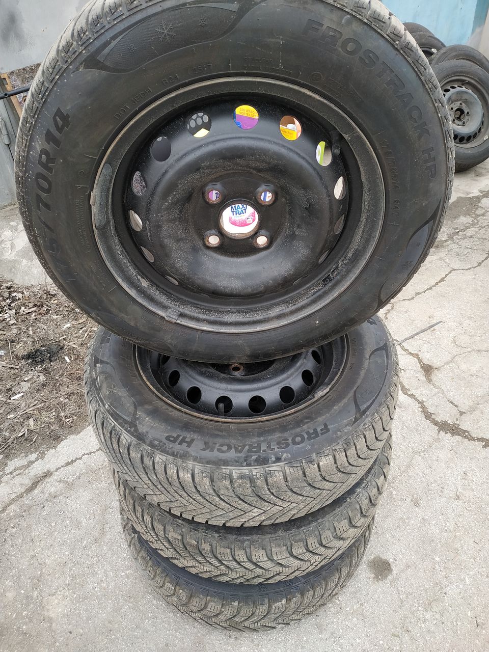 Диски 4/100r14 + шины 175/70r14 -4шт.