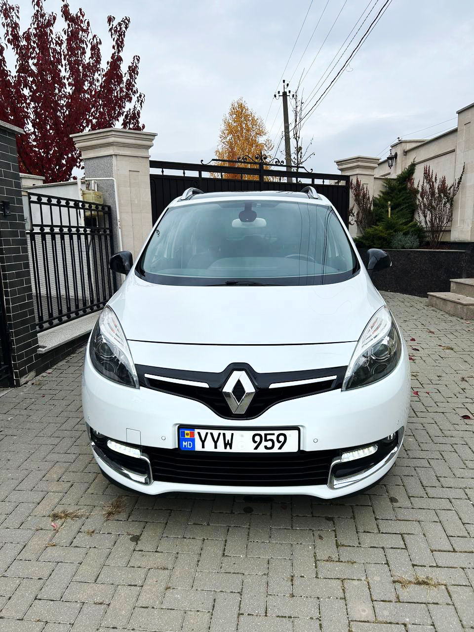 Renault Grand Scenic foto 0