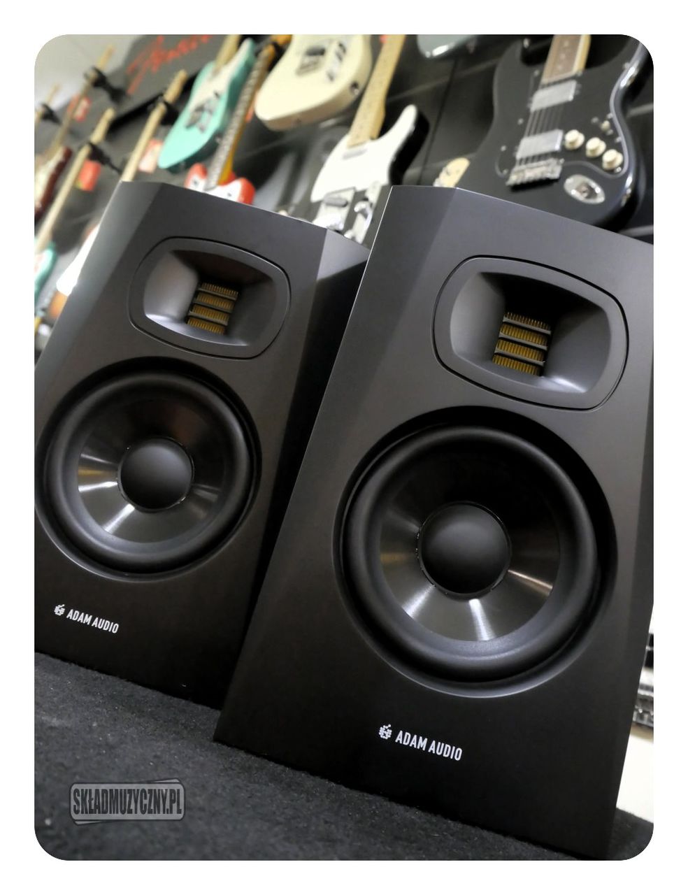 Мониторы ADAM серии T5V и T7V