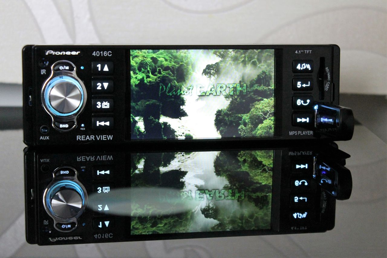 1 din магнитола с экраном android. однодиновая магнитола с экраном. Joying магнитола 1din android 7 дюймов. магнитола toyota denso 1 din выдвижным экраном. китайский pioneer с выдвижным экраном 1din.