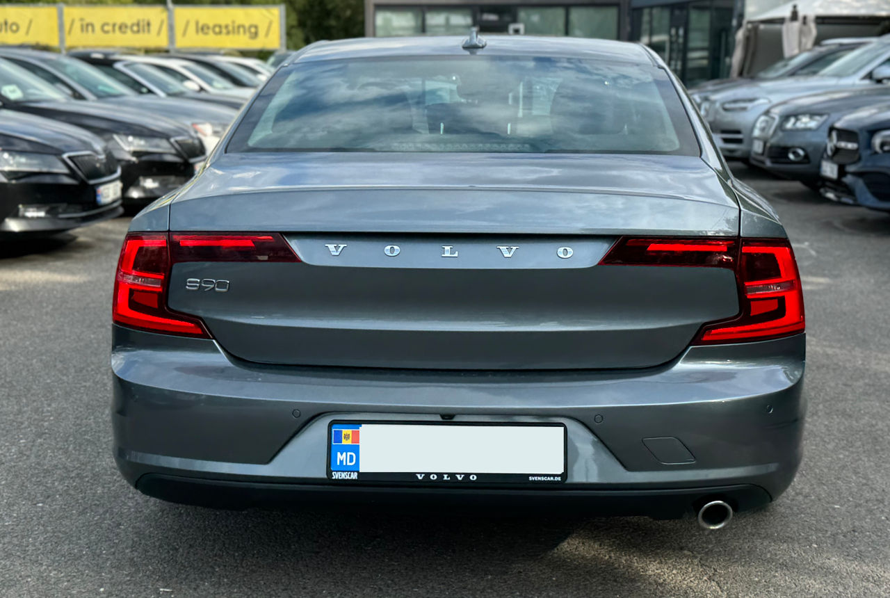 Volvo S90 foto 4