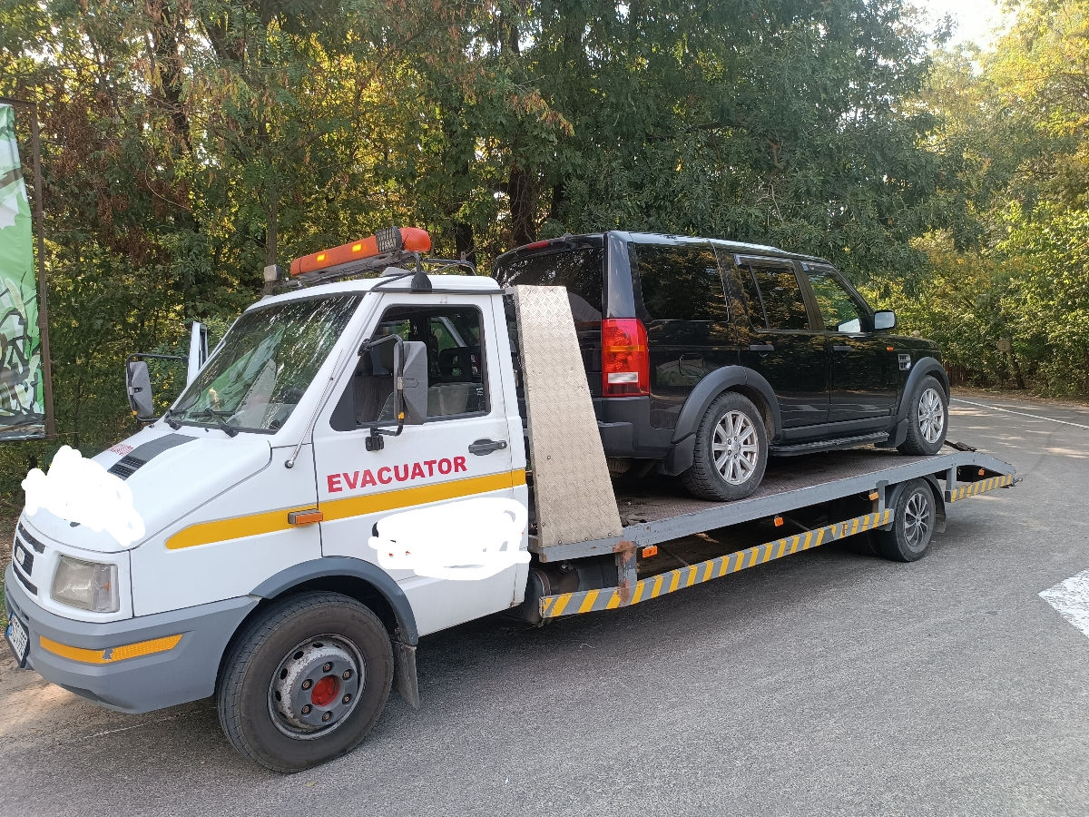 Evacuator Riscani  vama Costesti foto 0