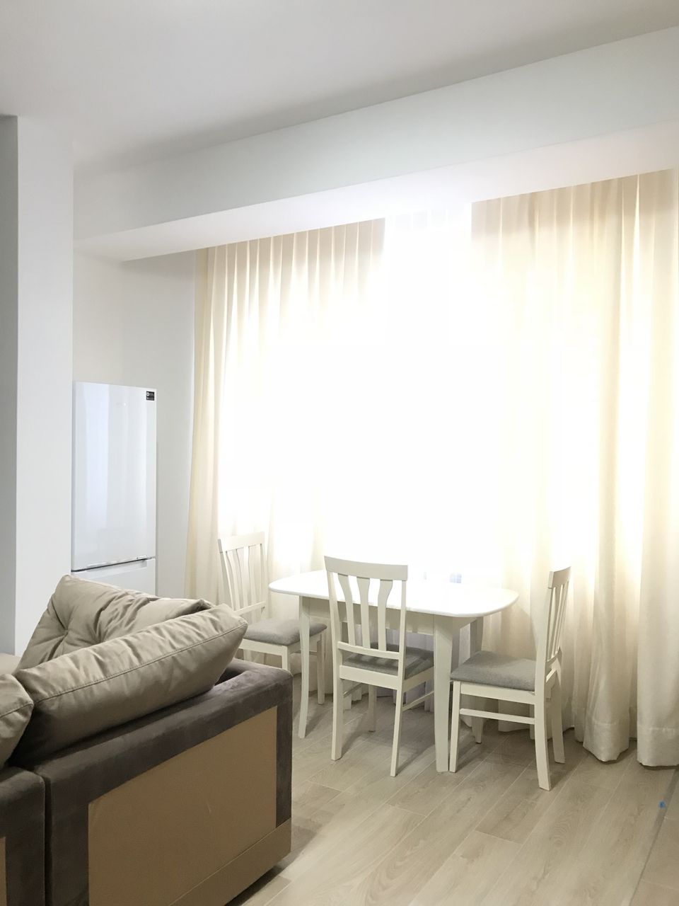 Apartament cu 2 camere, 60 m², Centru, Chișinău foto 4