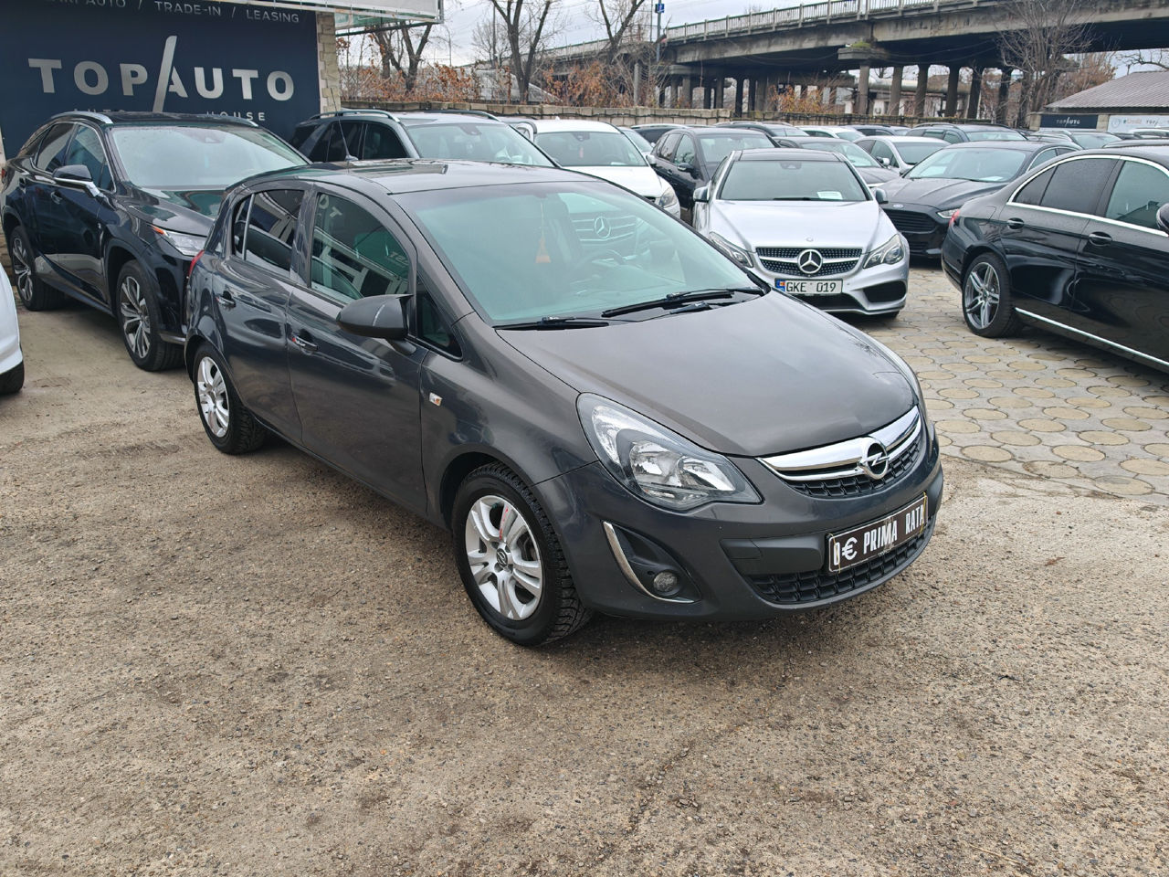 Opel Corsa фото 2