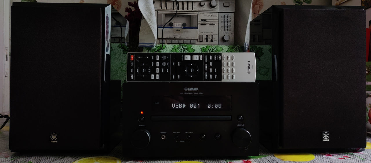 High quality HI-FI components Yamaha CRX-550 DAB Speakers Yamaha NX-E300 foto 5