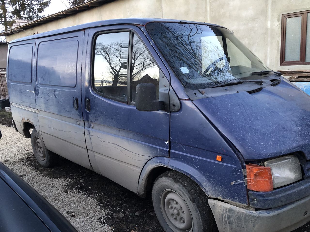 Ford tranzit 2,5 diesel simplu.piese foto 1