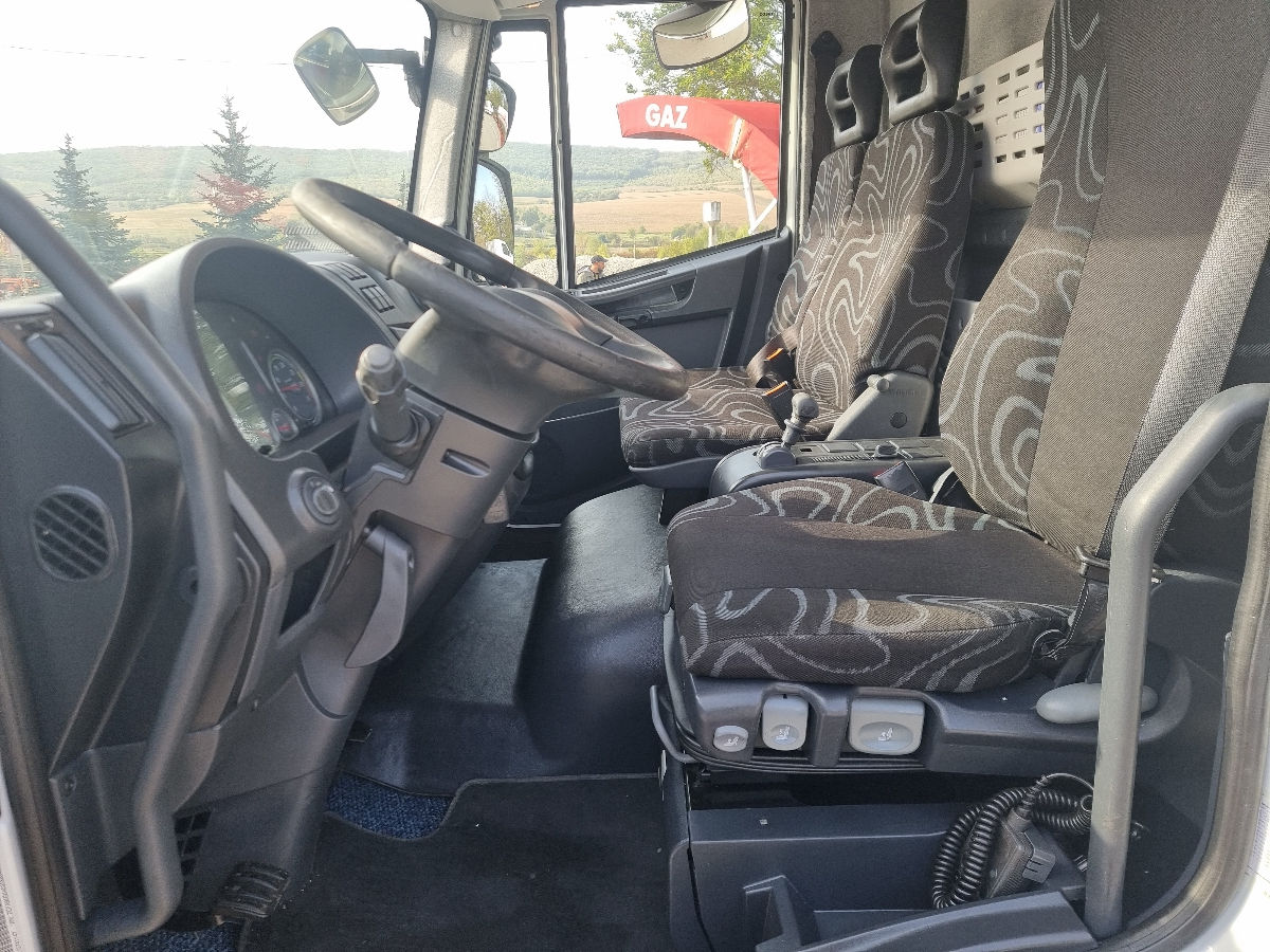 Iveco EUROCARGO foto 7