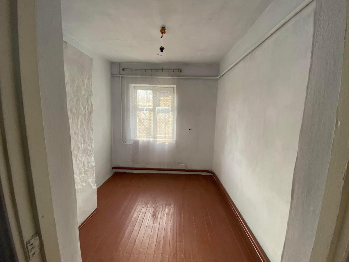 Casa I raionul Criuleni satul Slobozia Dusca 10 sote toate comunicațiile în casa sunt foto 6