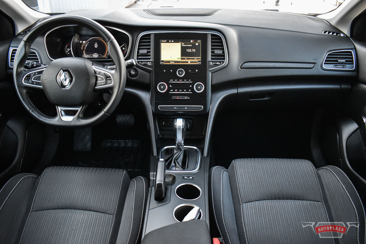 Renault Megane фото 7