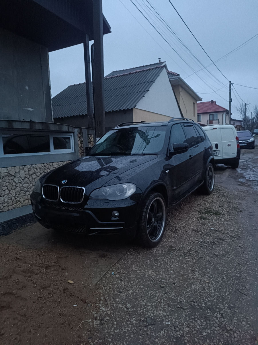Bmw X5 e70 фото 1