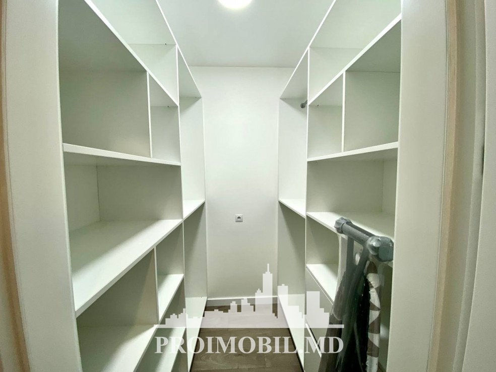 Apartament cu 2 camere, 68 m², Centru, Chișinău foto 8