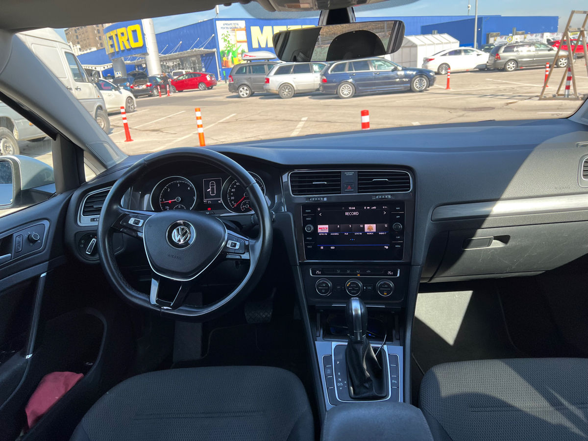 Volkswagen Golf фото 3