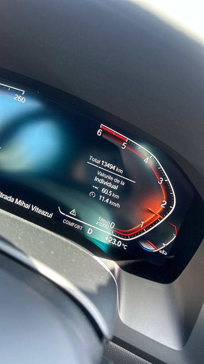 BMW 8 Series foto 8