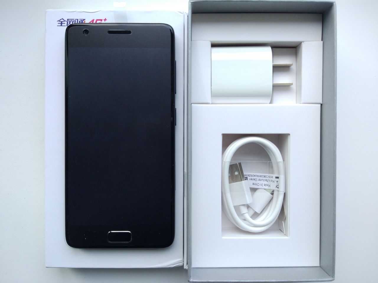 Продам новый смартфон-флагман Lenovo ZUK Z2 (4/64 gb) и стильный Meizu U10  (nou)