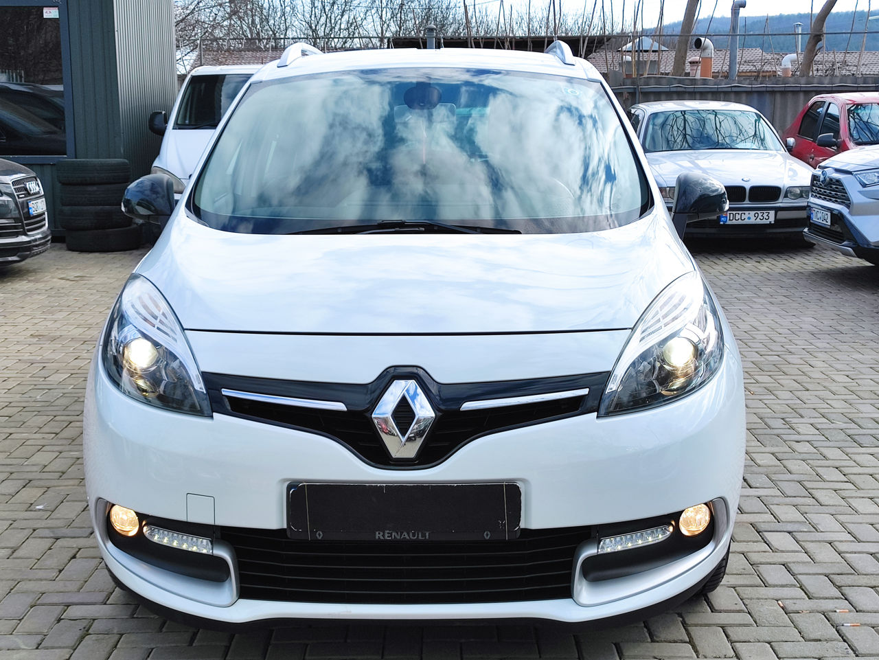 Renault Grand Scenic foto 1