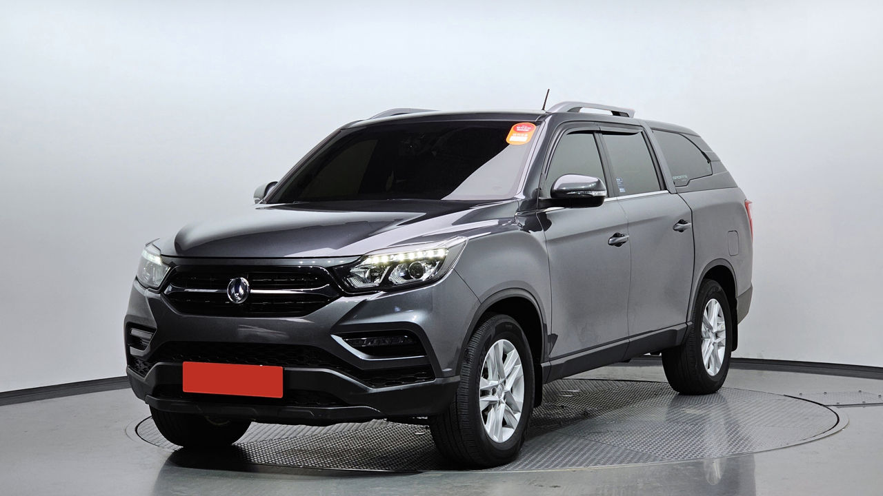 Ssangyong Rexton фото 0