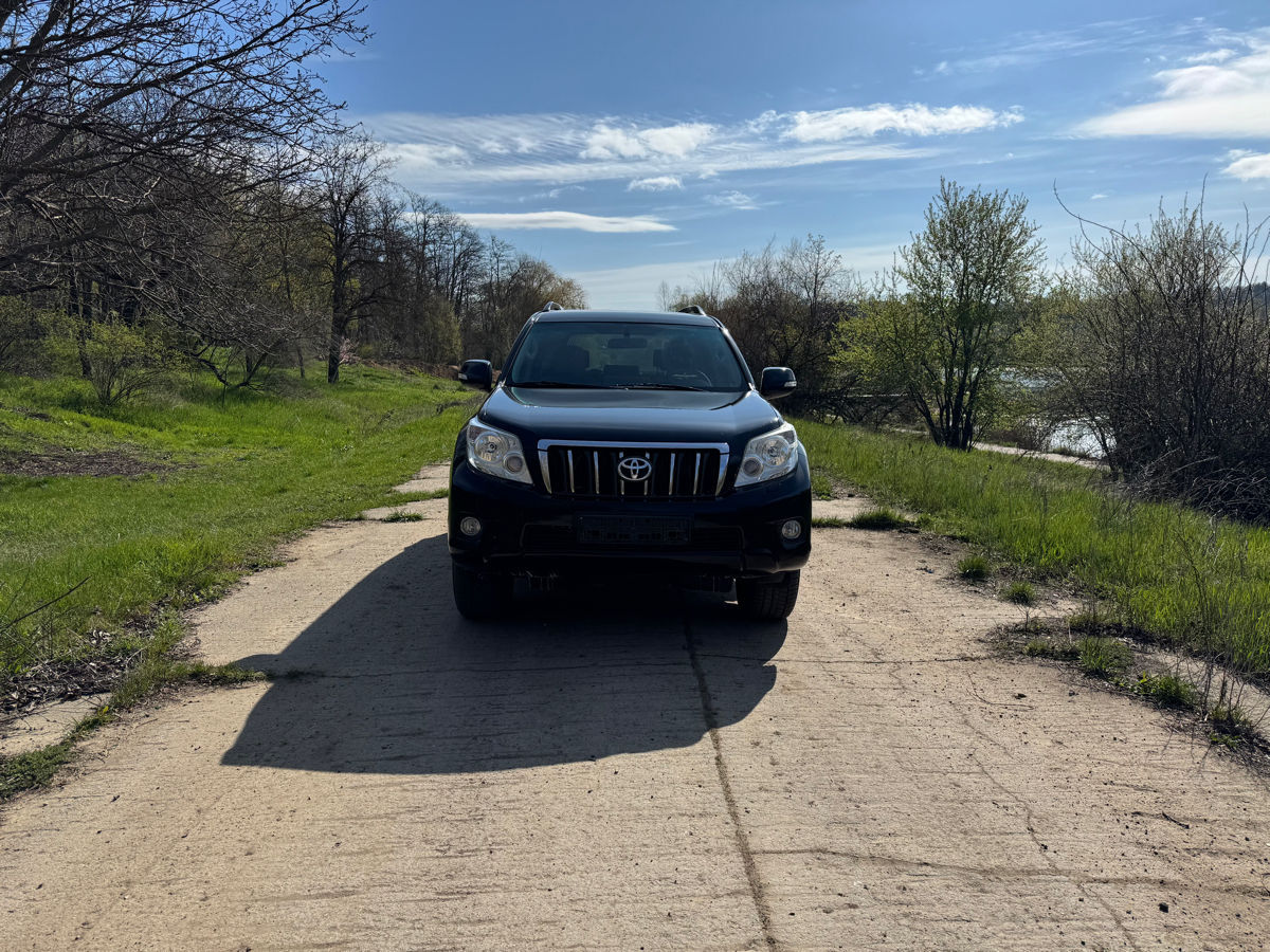 Toyota Land Cruiser Prado foto 6