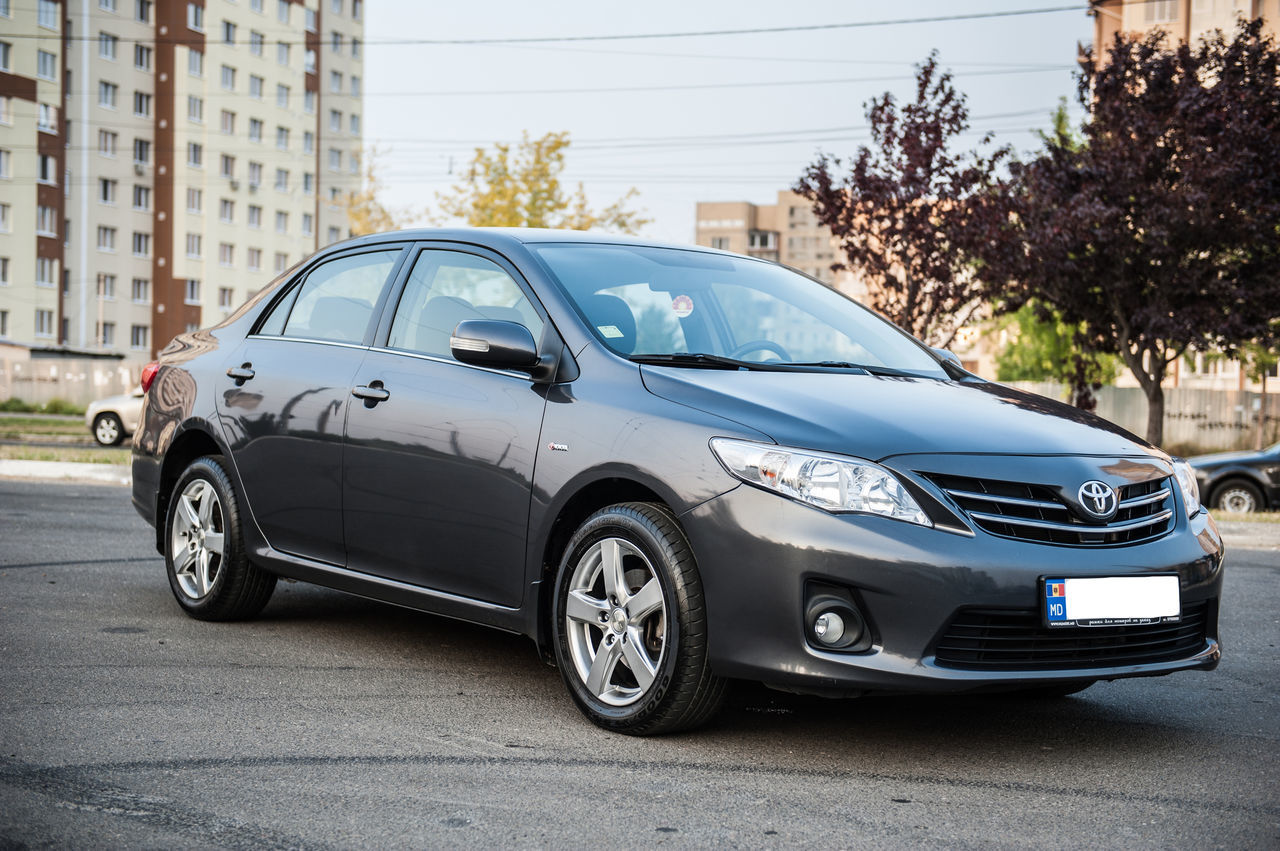 Toyota Королла 2010