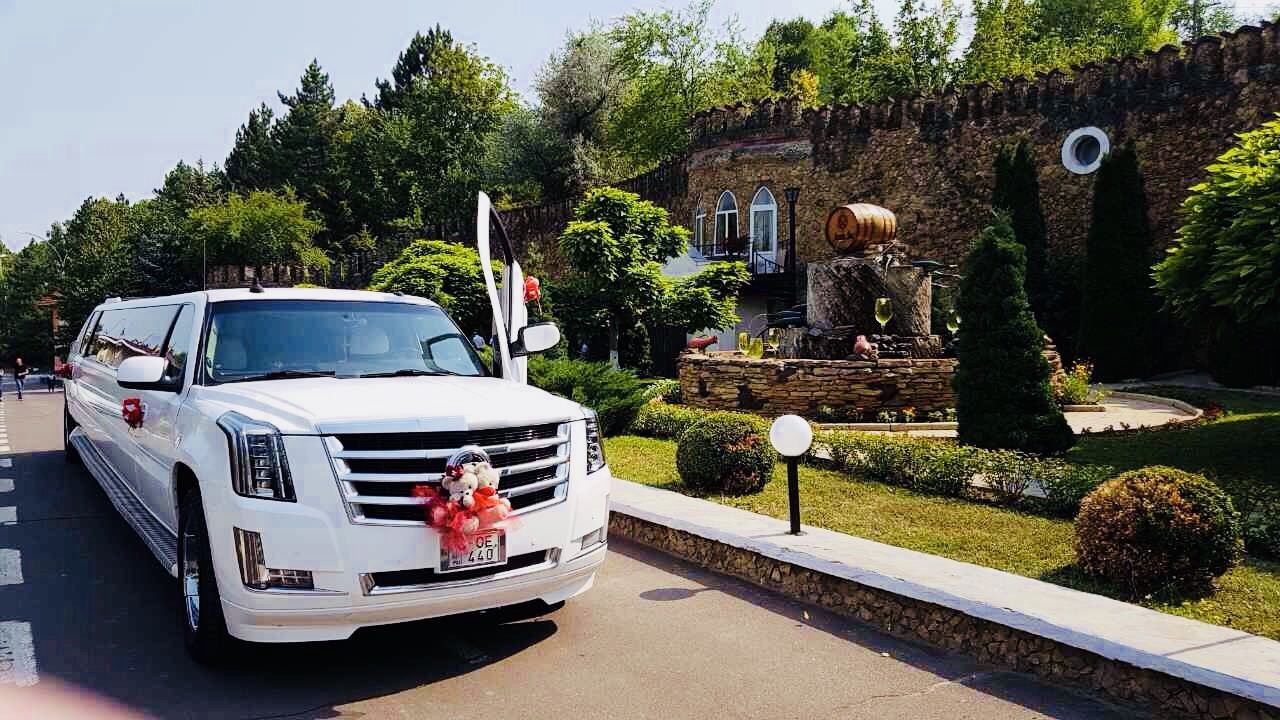 limuzina visurilor tale 40-60 euro!Limuzine Moldova!Limuzine Chisinau foto 4