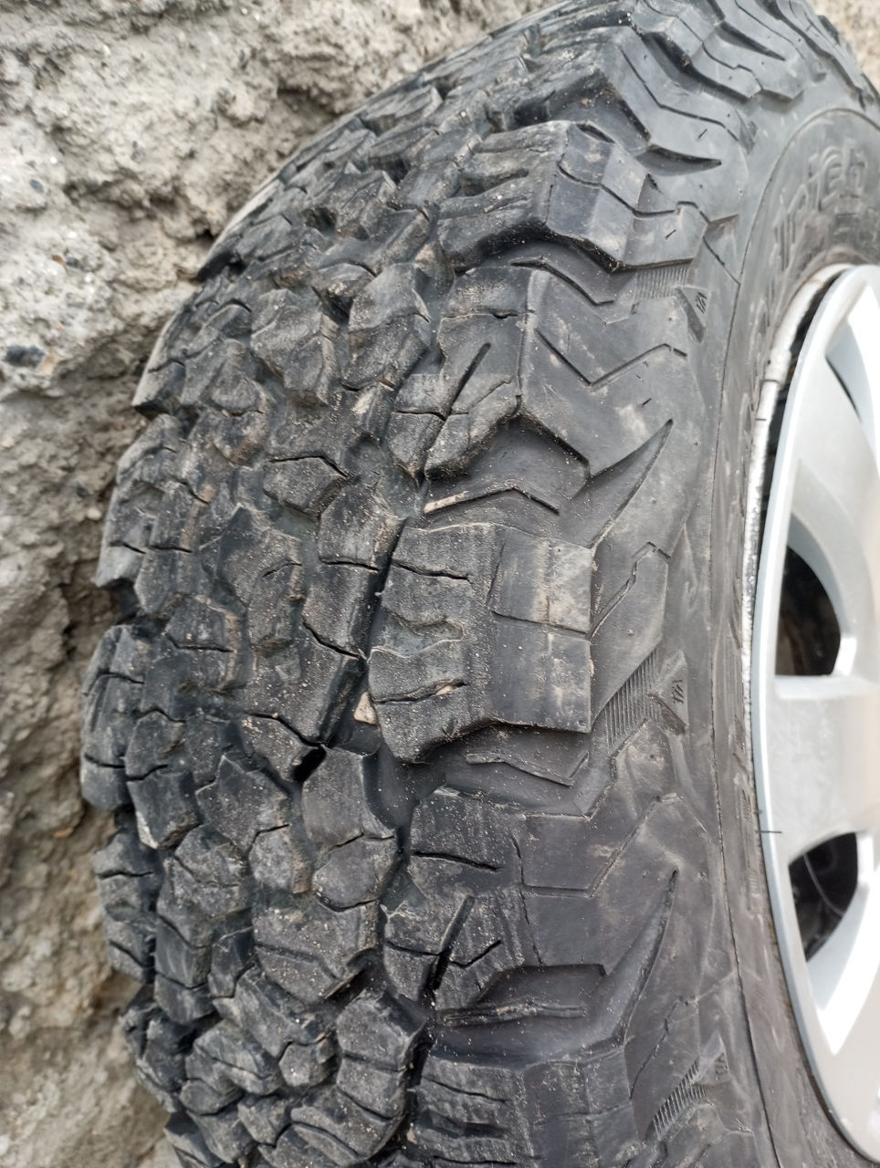BF Goodrich 215/75/R15 SUA фото 0