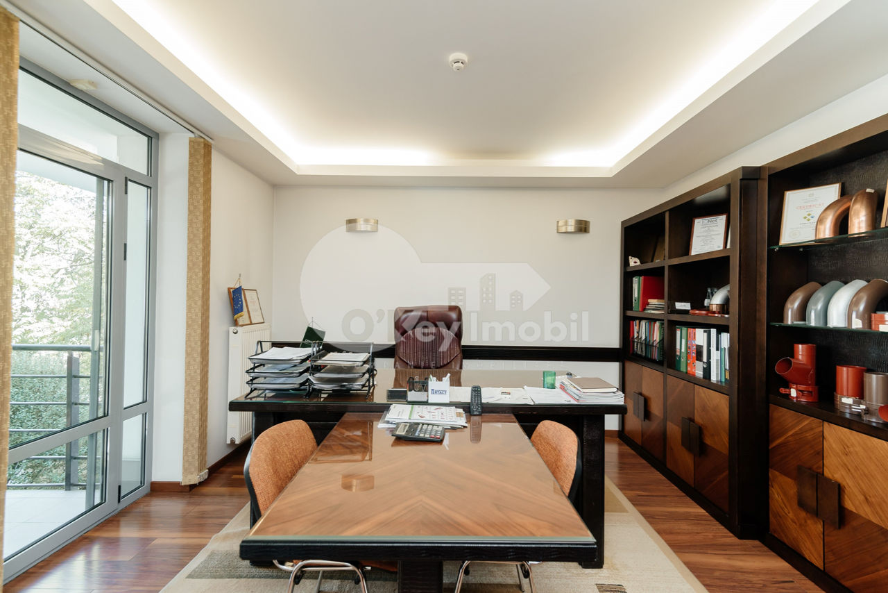 Oficiu spre chirie de 360 mp, Centru, 4320 € ! foto 10