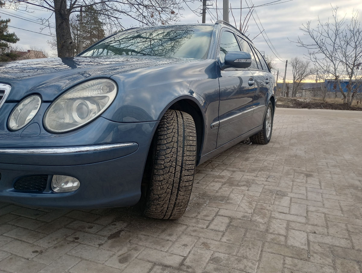 Mercedes E-Class foto 3