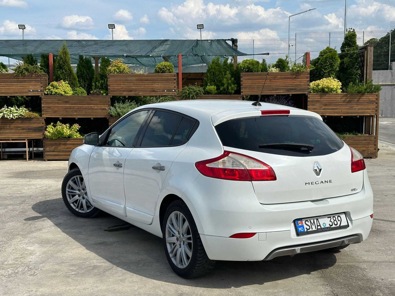 Renault Megane GT - Chirie auto Chisinau - Arenda auto - Rent a car (Viber / WhatsApp 24/24) foto 2