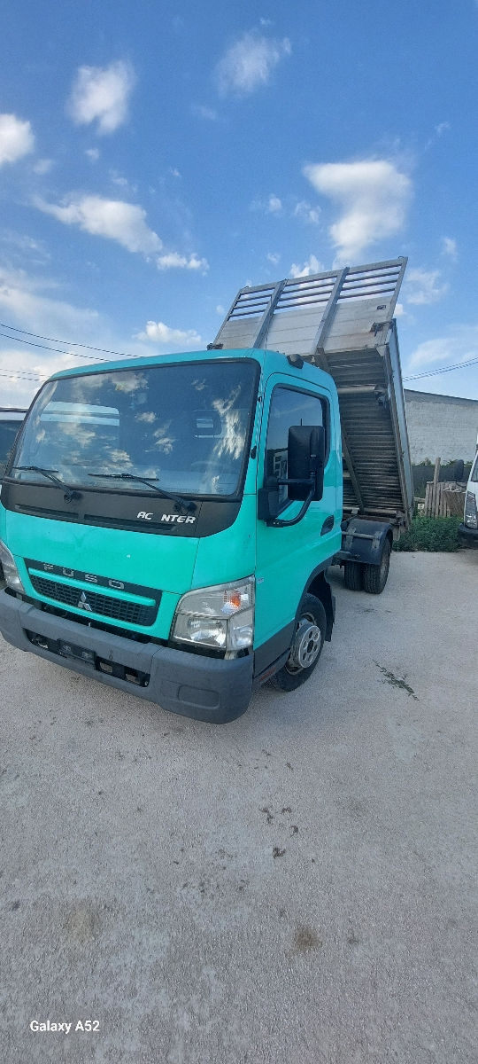 Mitsubishi fuso canter foto 0