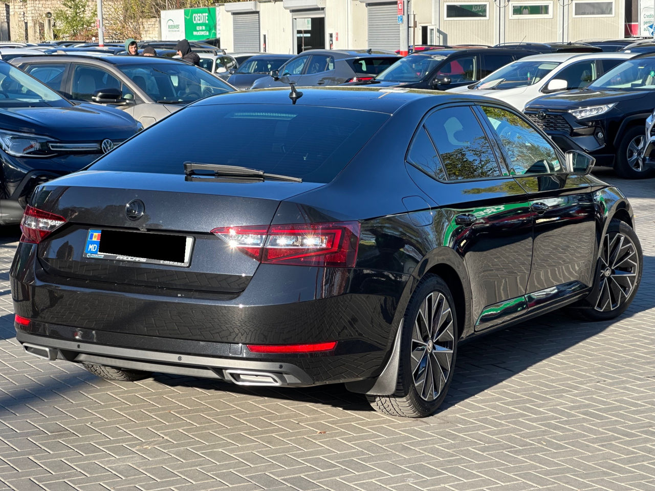 Skoda Superb foto 2