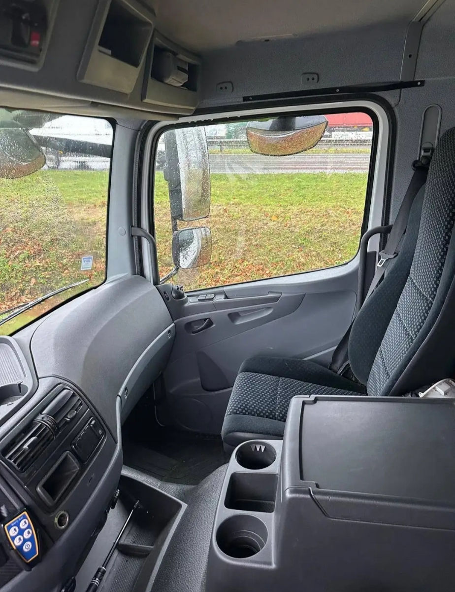 Mercedes Atego 1224 foto 7