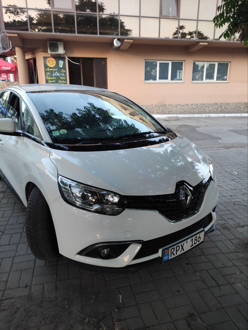 Renault Scenic фото 1