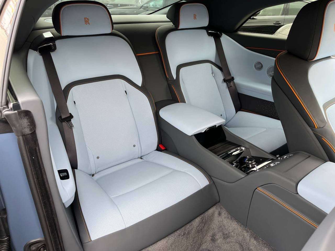 Rolls-Royce Spectre foto 17