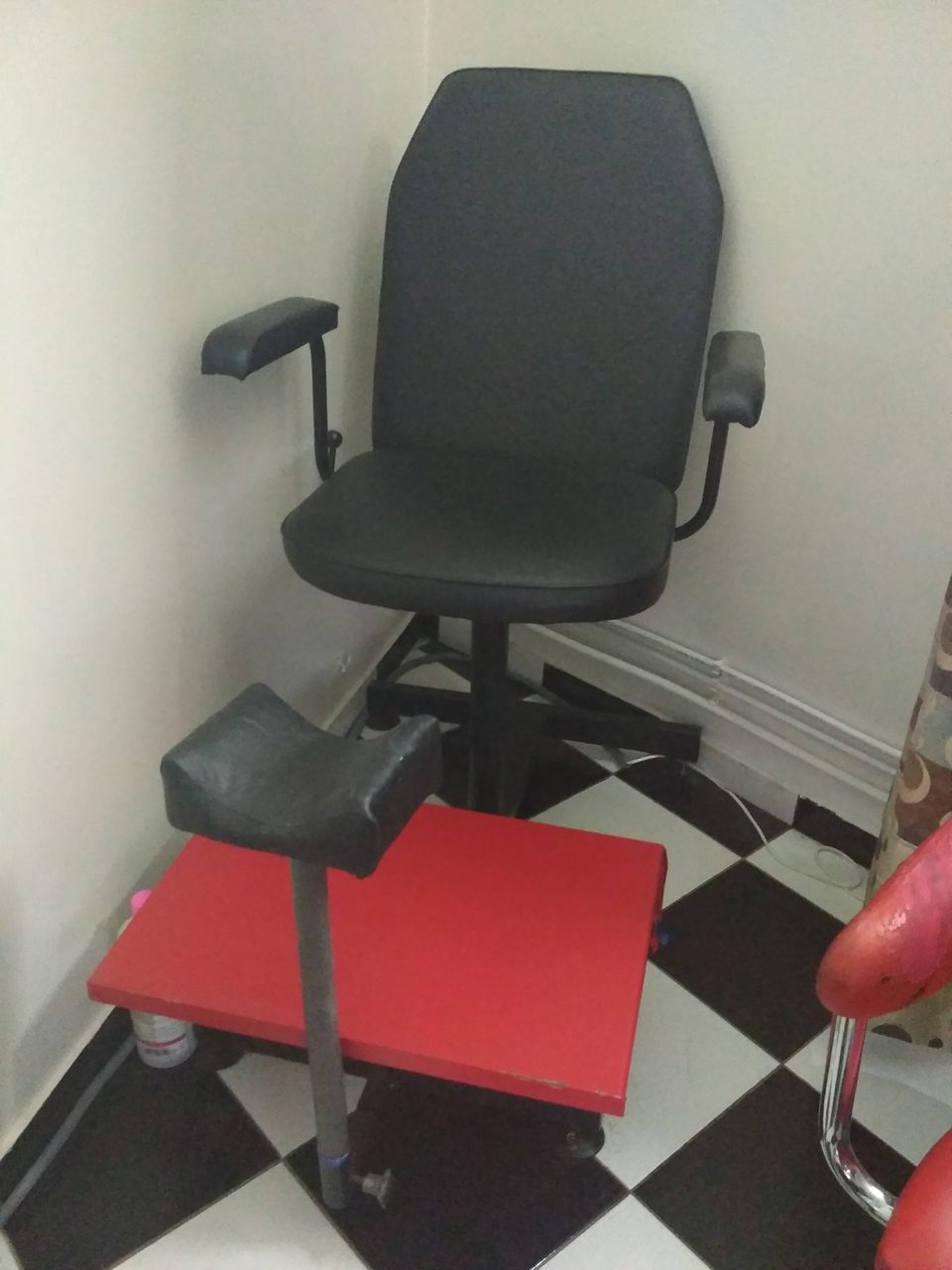 самодельное кресло для педикюра