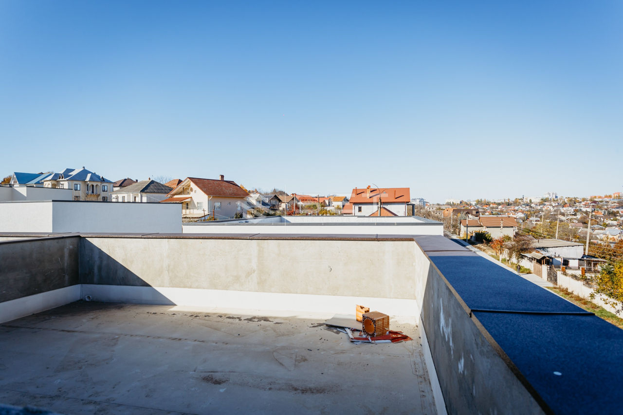 Descoperiți liniștea în acest TownHouse superb, situat în Codru. foto 11