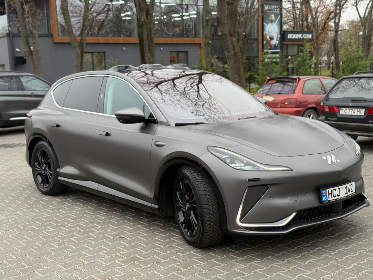 IM Motors LS7 фото 4