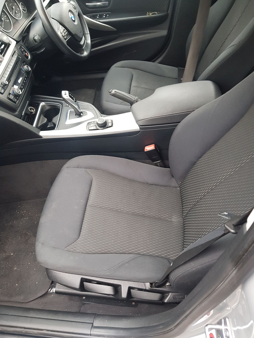 salon. bmw f30