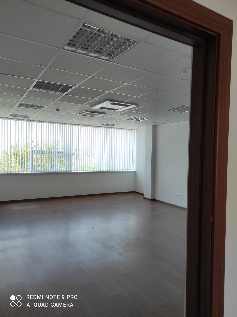 Офисы класса " А" в административно коммерческом центре  SC ''Lemn Comeţ" SRL фото 19