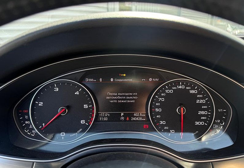 Audi A6 фото 8