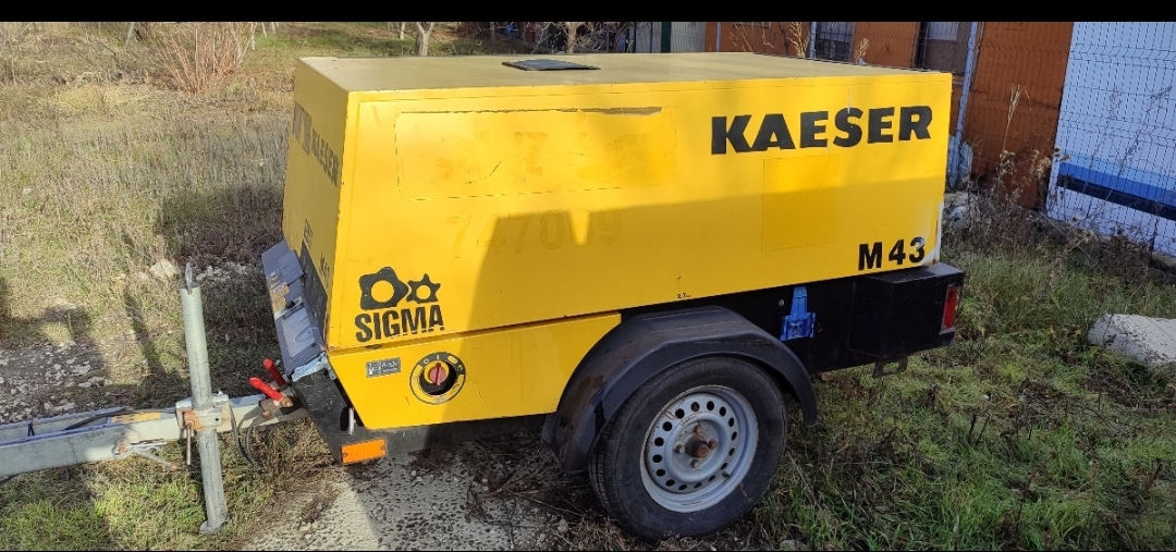Kaeser M43. Motocompresor remorcabil. foto 1