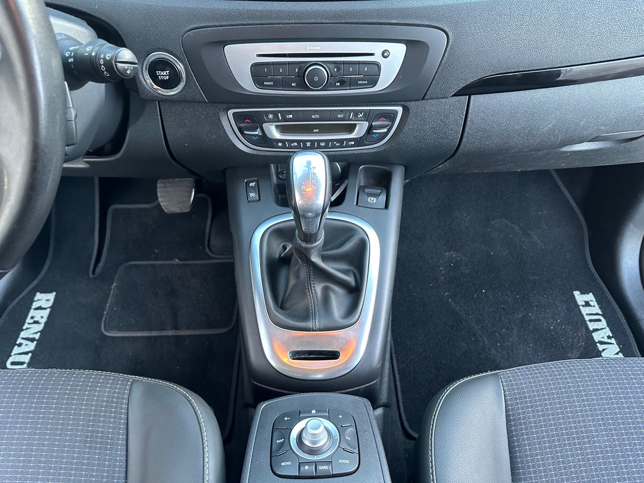 Renault Scenic foto 12